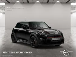 Schwarz Gebraucht 2022 Mini John Cooper Works Kleinwagen | 33.907 € (Etwas zu teuer)