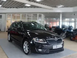 Schwarz Gebraucht 2013 Skoda Octavia Kombi | 11.750 € (Etwas zu teuer)