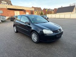 Schwarz Gebraucht 2005 VW Golf V Trendline Kleinwagen | 1.290 € (Fairer Preis)
