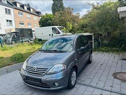 Grau Gebraucht 2005 Citroën C3 Kleinwagen | 1.499 € (Etwas zu teuer)