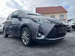 Grau Gebraucht 2017 Toyota Yaris Comfort Kleinwagen | 9.990 € (Fairer Preis)