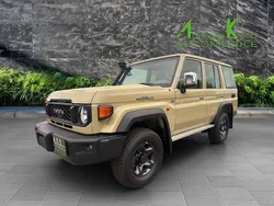 Beige Neu 2025 Toyota Land Cruiser SUV | 99.980 €