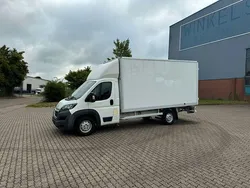 Weiss Gebraucht 2015 Peugeot Boxer Van | 17.849 €