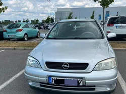 Grau Gebraucht 2002 Opel Astra Limousine | 800 € (Guter Preis)