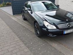 Schwarz Gebraucht 2007 Mercedes CLS500 Limousine | 8.000 €