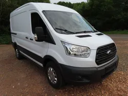 Weiß Gebraucht 2019 Ford Transit Trend Van / Kleinbus | 19.800 € (Guter Preis)