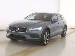 Thunder grey / metallic Gebraucht 2024 Volvo V60 CC Ultimate Kombi | 45.890 € (Guter Preis)
