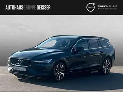 Denim blue Gebraucht 2024 Volvo V60 Core Kombi | 35.850 € (Guter Preis)