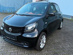 Schwarz Gebraucht 2015 Smart ForFour Passion Kleinwagen | 7.100 € (Fairer Preis)