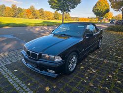 Schwarz Gebraucht 1997 BMW 320 Cabriolet M Sport Cabrio | 6.999 € (Superpreis)