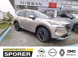 Silber (champagne silver metallic) Neu 2025 Nissan X-Trail Tekna+ SUV | 41.250 €
