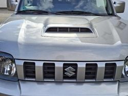 Silber Gebraucht 2015 Suzuki Jimny Style SUV | 15.999 € (Fairer Preis)