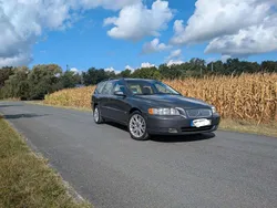 Grau Gebraucht 2006 Volvo V70 Momentum Kombi | 4.700 € (Teuer)