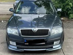 Grau Gebraucht 2005 Skoda Octavia Kombi | 2.500 € (Fairer Preis)