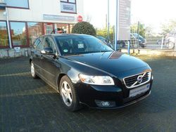 Schwarz Gebraucht 2011 Volvo V50 Business Edition Kombi | 9.980 € (Etwas zu teuer)
