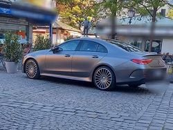 Grau Gebraucht 2023 Mercedes CLS220 AMG line Coupé | 43.999 € (Superpreis)