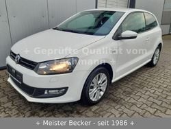 Weiß Gebraucht 2013 VW Polo Life Limousine | 8.199 € (Guter Preis)