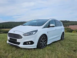 Weiß Gebraucht 2016 Ford S-MAX Titanium Van / Kleinbus | 18.800 € (Teuer)