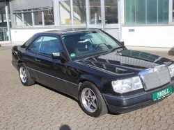 Schwarz Gebraucht 1991 Mercedes 230 Coupé | 7.900 €