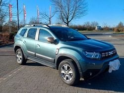 Grün Gebraucht 2023 Dacia Duster Extreme SUV | 19.600 € (Fairer Preis)