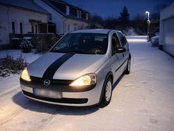 Grau Gebraucht 2002 Opel Corsa Kleinwagen | 1.799 € (Fairer Preis)