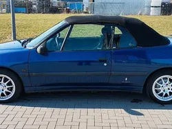 Blau Gebraucht 1999 Peugeot 306 Cabriolet Cabrio | 700 € (Fairer Preis)