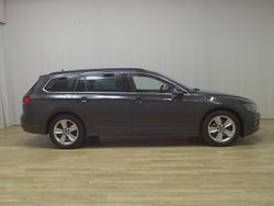 Grau Gebraucht 2021 VW Passat Business Limousine | 16.980 € (Superpreis)