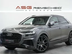 Grau Gebraucht 2019 Audi Q8 S-Line SUV | 56.800 € (Fairer Preis)