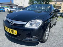 Schwarz Gebraucht 2005 Opel Tigra Cabrio | 4.200 € (Teuer)