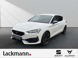 Weiss Gebraucht 2024 Cupra Leon VZ Limousine | 33.990 € (Guter Preis)