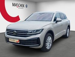 Sechura beige Gebraucht 2024 VW Touareg Elegance SUV | 53.740 € (Guter Preis)