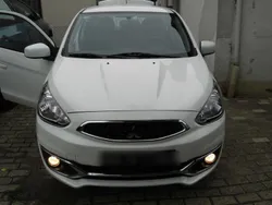 Weiß Gebraucht 2019 Mitsubishi Space Star Kleinwagen | 6.400 € (Fairer Preis)
