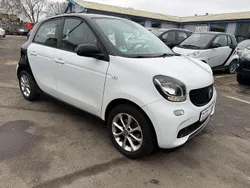 Black & wite Gebraucht 2017 Smart ForFour Passion Limousine | 6.999 € (Guter Preis)