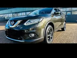Grün Gebraucht 2015 Nissan X-Trail SUV | 13.800 € (Fairer Preis)