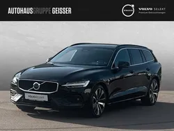 Onyx schwarz Gebraucht 2024 Volvo V60 Core Kombi | 36.750 € (Guter Preis)