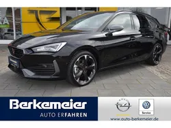 Mitternachtsschwarz (metallic) Gebraucht 2023 Cupra Leon Kombi | 26.420 € (Superpreis)