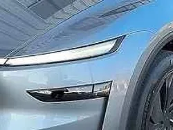 Pearl white multicoat, änderb Neu 2025 Tesla Model Y Long Range AWD SUV | 54.200 €