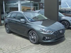 Grau Gebraucht 2024 Hyundai i30 Select Kombi | 21.490 € (Superpreis)