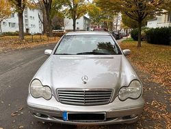 Grau Gebraucht 2000 Mercedes C180 Classic Limousine | 3.750 € (Etwas zu teuer)