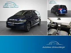 Blau Gebraucht 2023 VW Touran Comfortline Van / Kleinbus | 33.400 € (Etwas zu teuer)