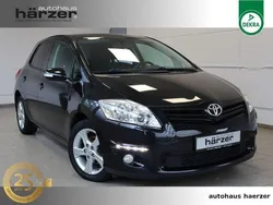 Schwarz Gebraucht 2010 Toyota Auris Executive Kleinwagen | 8.990 € (Etwas zu teuer)
