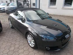 Grau Gebraucht 2010 Audi TT Roadster Comfort Cabrio | 9.300 € (Fairer Preis)