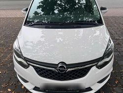Grau Gebraucht 2017 Opel Zafira Edition Van / Kleinbus | 10.000 € (Superpreis)