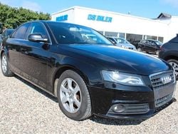 Schwarz Gebraucht 2010 Audi A4 Attraction Limousine | 4.800 € (Superpreis)