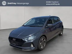 Grau Gebraucht 2023 Hyundai i20 Trend Kleinwagen | 18.550 € (Fairer Preis)