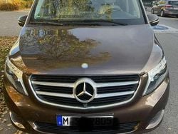 Braun Gebraucht 2016 Mercedes V200 Edition Van / Kleinbus | 29.900 € (Superpreis)