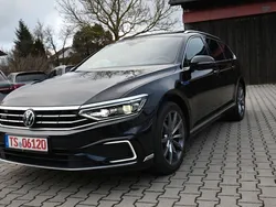 Deep black perleffekt Gebraucht 2020 VW Passat GTE Kombi | 23.999 € (Etwas zu teuer)