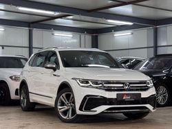 Pure white Gebraucht 2023 VW Tiguan Allspace R-line SUV | 26.890 € (Guter Preis)