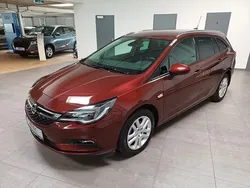 Brown metallic Gebraucht 2018 Opel Astra Kombi | 11.950 € (Fairer Preis)