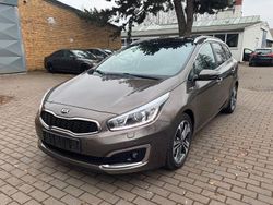 Braun Gebraucht 2016 Kia Ceed Sportswagon Kombi | 9.990 € (Guter Preis)